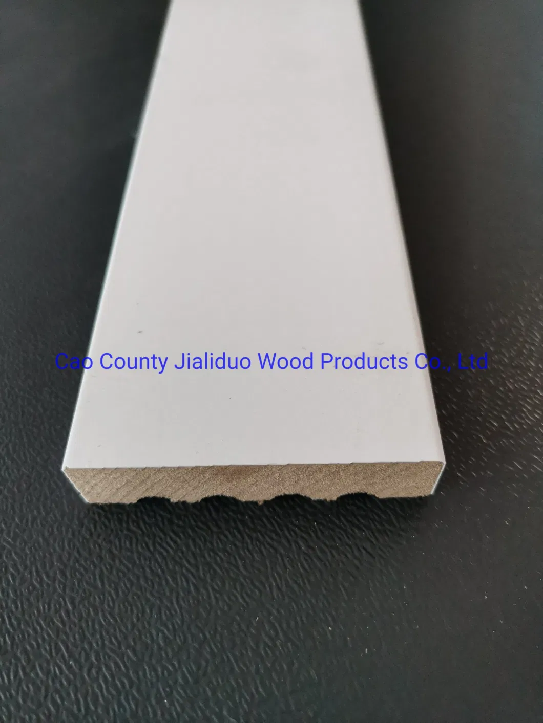 Gesso Primer Paulownia Radiata Pine Solid Wood Mouldings MDF Mouldings Crown 1/4 Round Shoe Mouldings Skirting Boards for Building Materials and Decorations