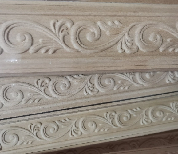Solid Hand Carved Wood Moulding for Interior Decoration